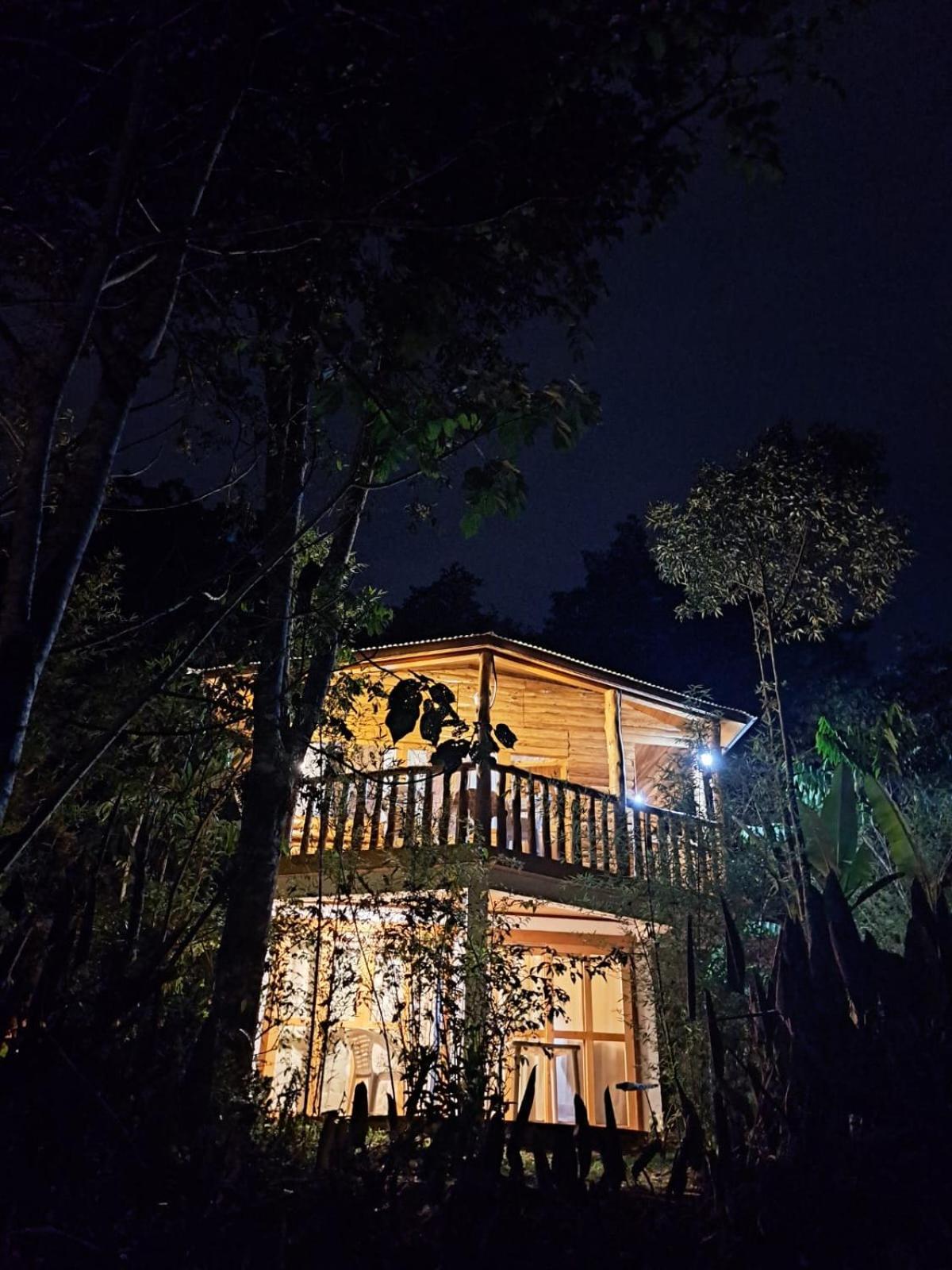オクサパンパ Refugio De Orquideasヴィラ エクステリア 写真